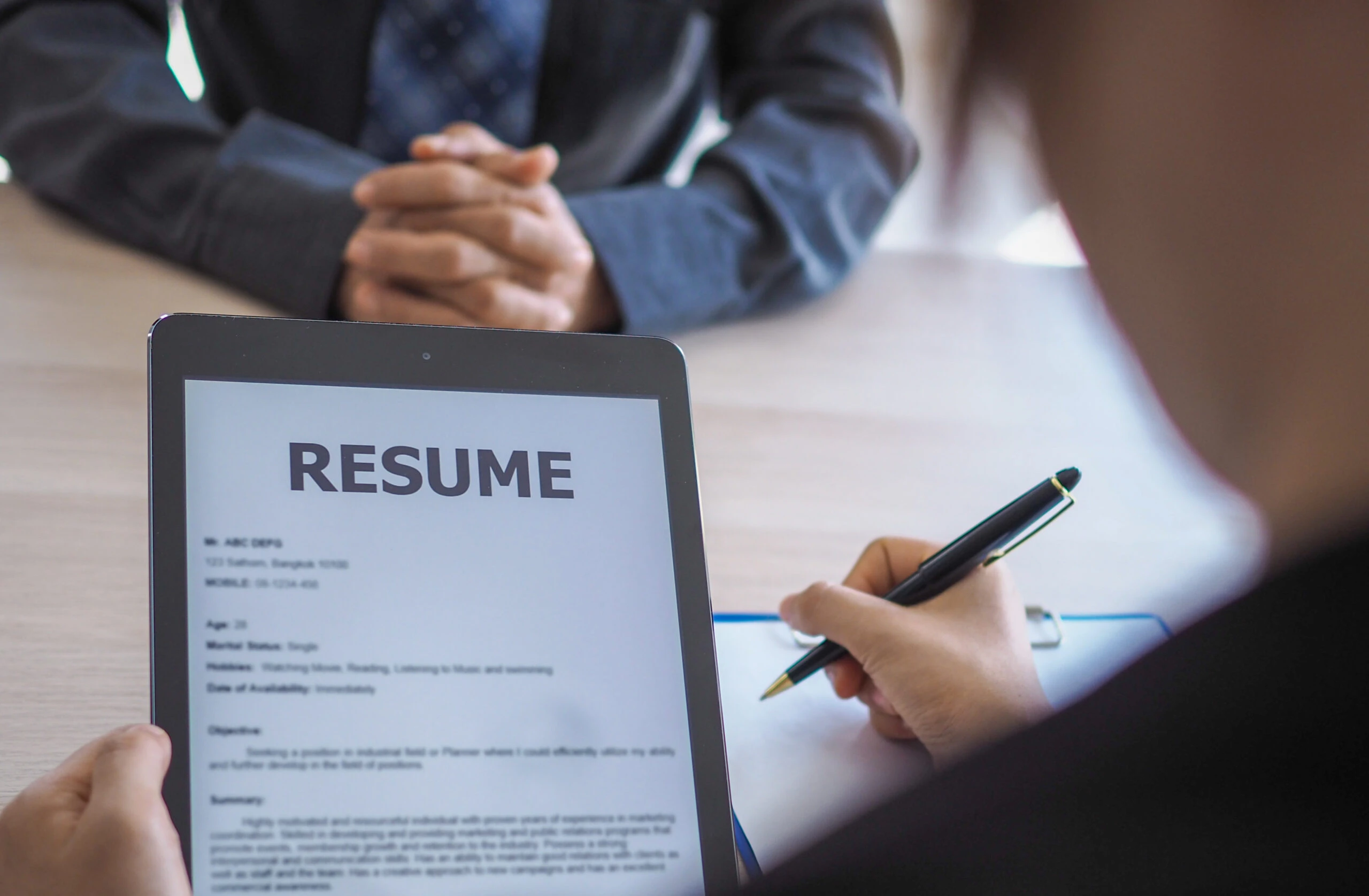 Crafting a Winning Data Engineer Resume